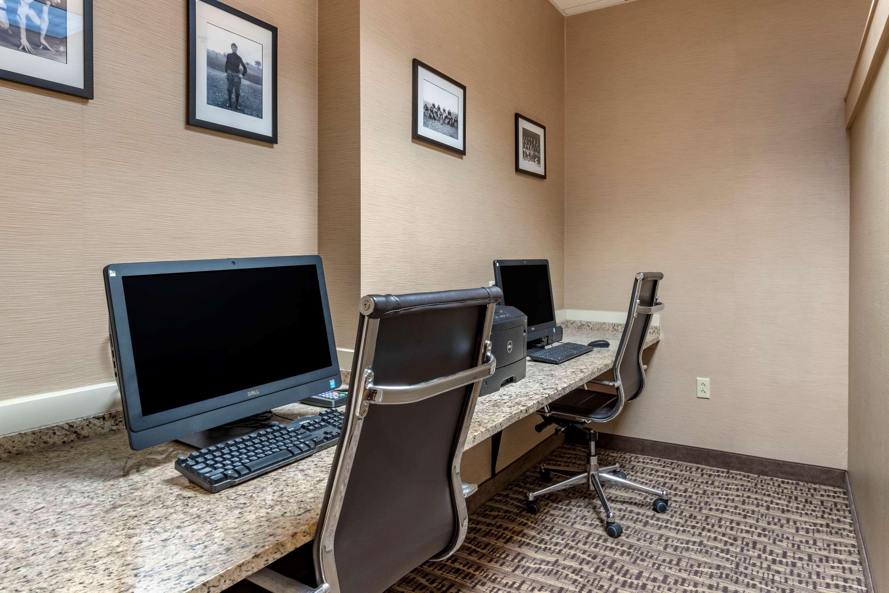 Comfort Suites Downtown קרלייל מראה חיצוני תמונה