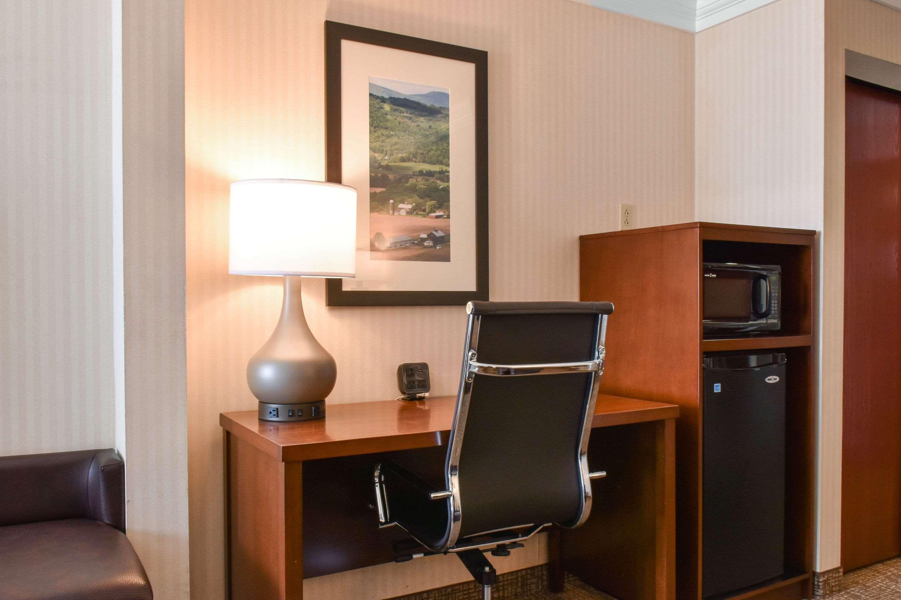 Comfort Suites Downtown קרלייל מראה חיצוני תמונה